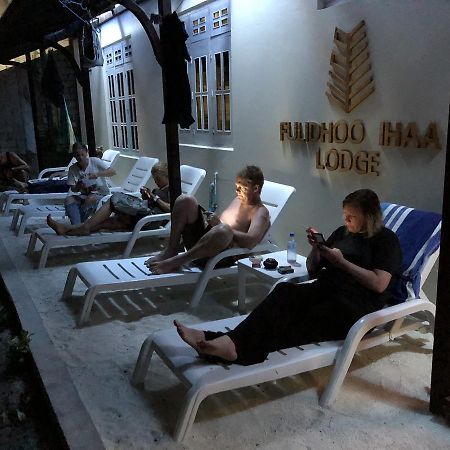 Fulidhoo Ihaa Lodge Exterior photo